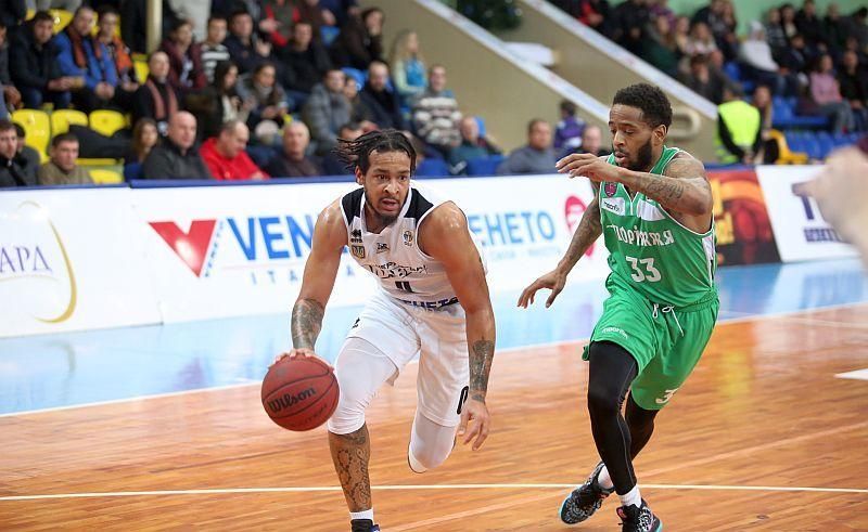 Баскетболіст "Запоріжжя" встановив рекорд Суперліги у матчі проти "Черкаських Мавп": огляд Баскетболіст "Запоріжжя" встановив рекорд Суперліги у матчі проти "Черкаських Мавп": огляд