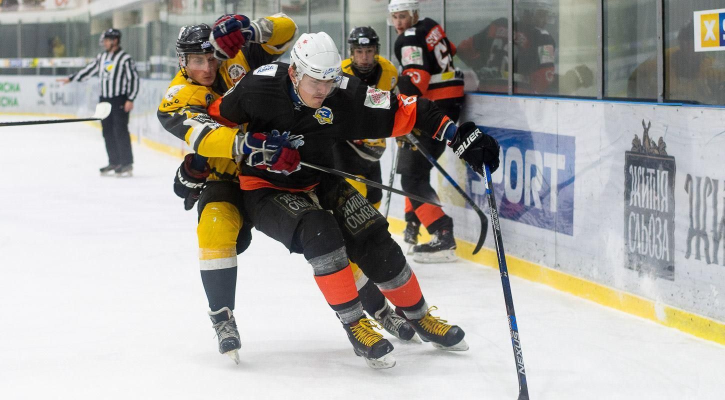 Хоккей: "Белый Барс" сенсационно обыграл "Кременчуг" Хоккей: "Белый Барс" сенсационно обыграл "Кременчуг"