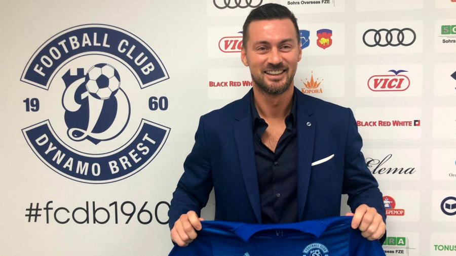 Милевский в свой день рождения в очередной раз сменил клуб