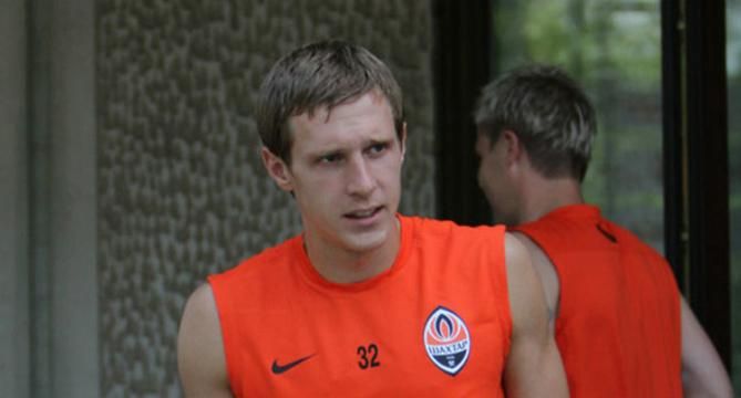 Екс-гравець "Шахтаря" Іщенко став жертвою грабіжників: у Києві "обчистили" його квартиру Екс-гравець "Шахтаря" Іщенко став жертвою грабіжників: у Києві "обчистили" його квартиру