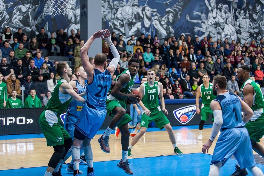 "Хімік" мінімально переміг "Дніпро" у драматичній битві лідерів чемпіонату: відео "Хімік" мінімально переміг "Дніпро" у драматичній битві лідерів чемпіонату: відео