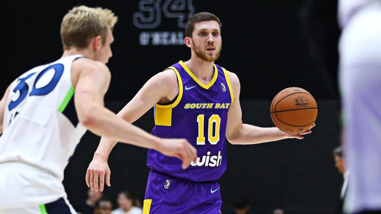 Момент с участием украинца Михайлюка попал в топ-10 игрового дня НБА: видео