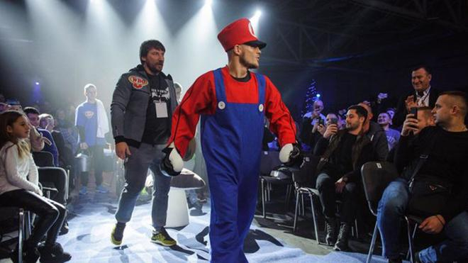 Известный украинский боксер станет тренером в "Лиге смеха"