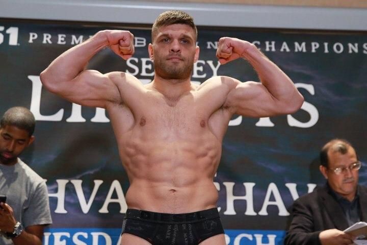 Команда украинского боксера Деревянченко выиграла торги по бою с Кулкаем