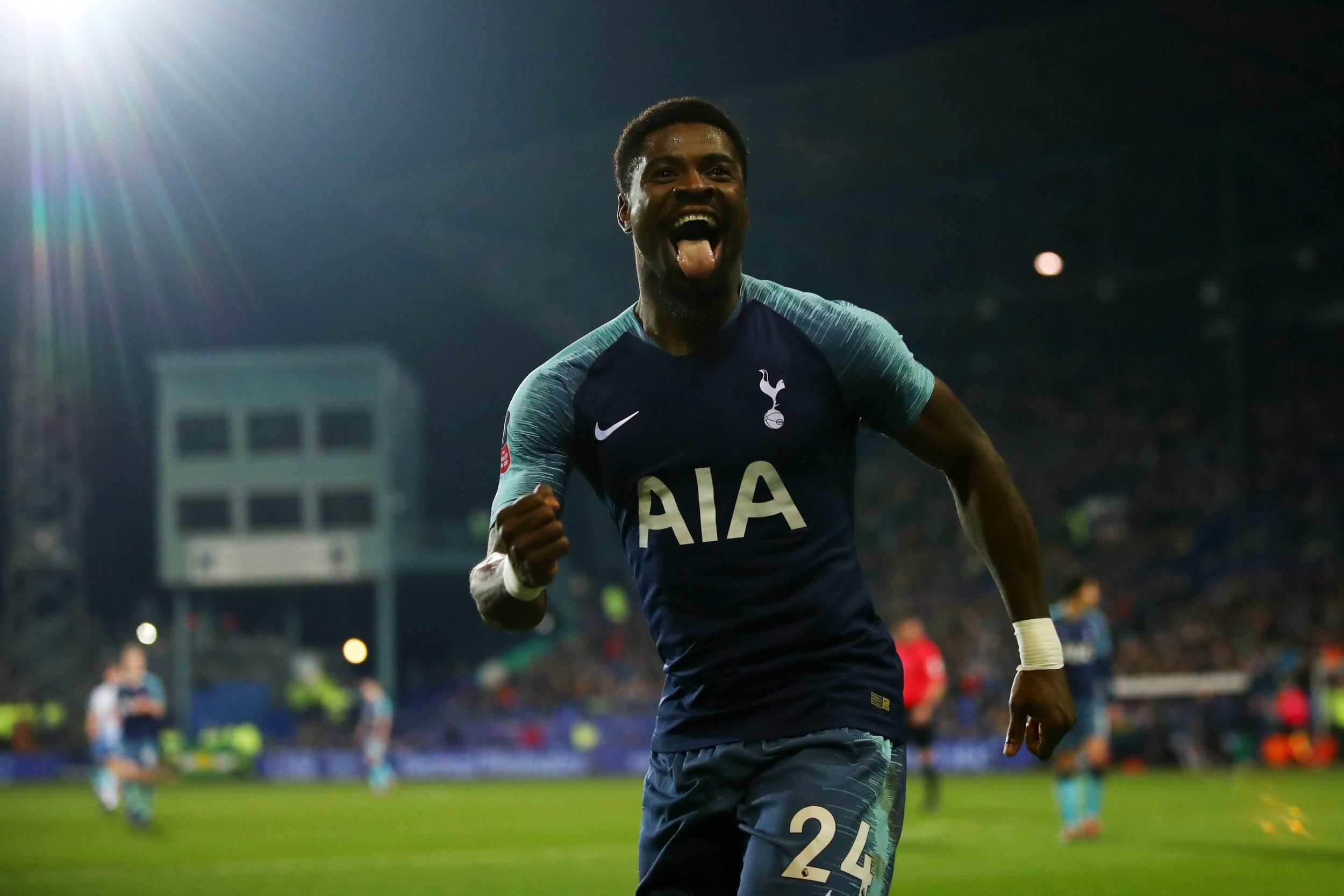 Футболист Тоттэнхема Серж Орье арестован Футболист Тоттэнхема Серж Орье арестован