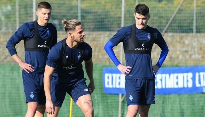 Зірковий новачок "Динамо" провів перше тренування в клубі: відео Зірковий новачок "Динамо" провів перше тренування в клубі: відео