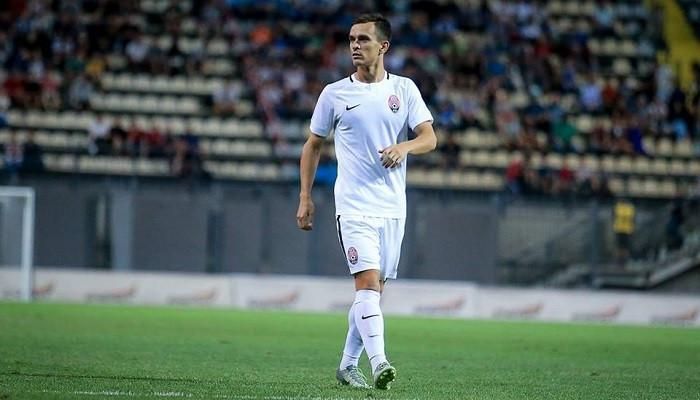 "Заря" отправила в дубль ведущего футболиста, который отдал клубу более 10 лет "Заря" отправила в дубль ведущего футболиста, который отдал клубу более 10 лет