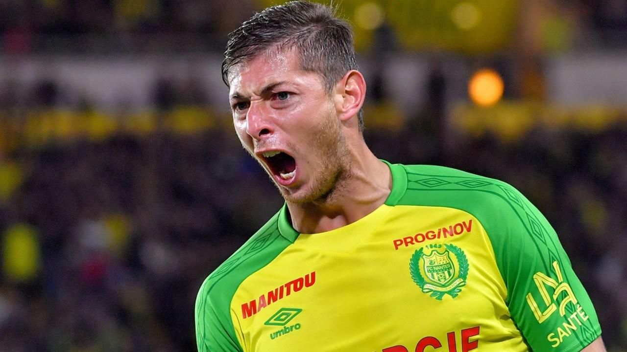 Эмилиано Сала пропал - детали исчезновения Эмилиано Сала пропал - детали исчезновения