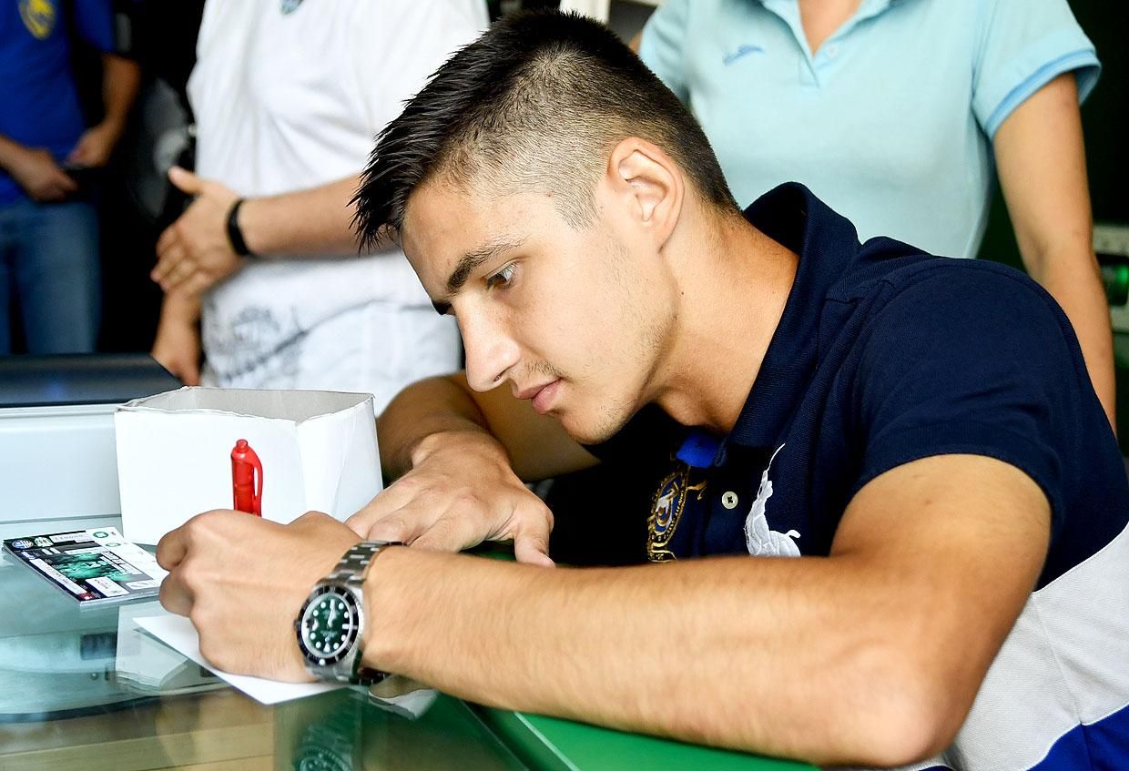 Швед найближчим часом перейде в шотландський клуб, – ЗМІ Швед найближчим часом перейде в шотландський клуб, – ЗМІ