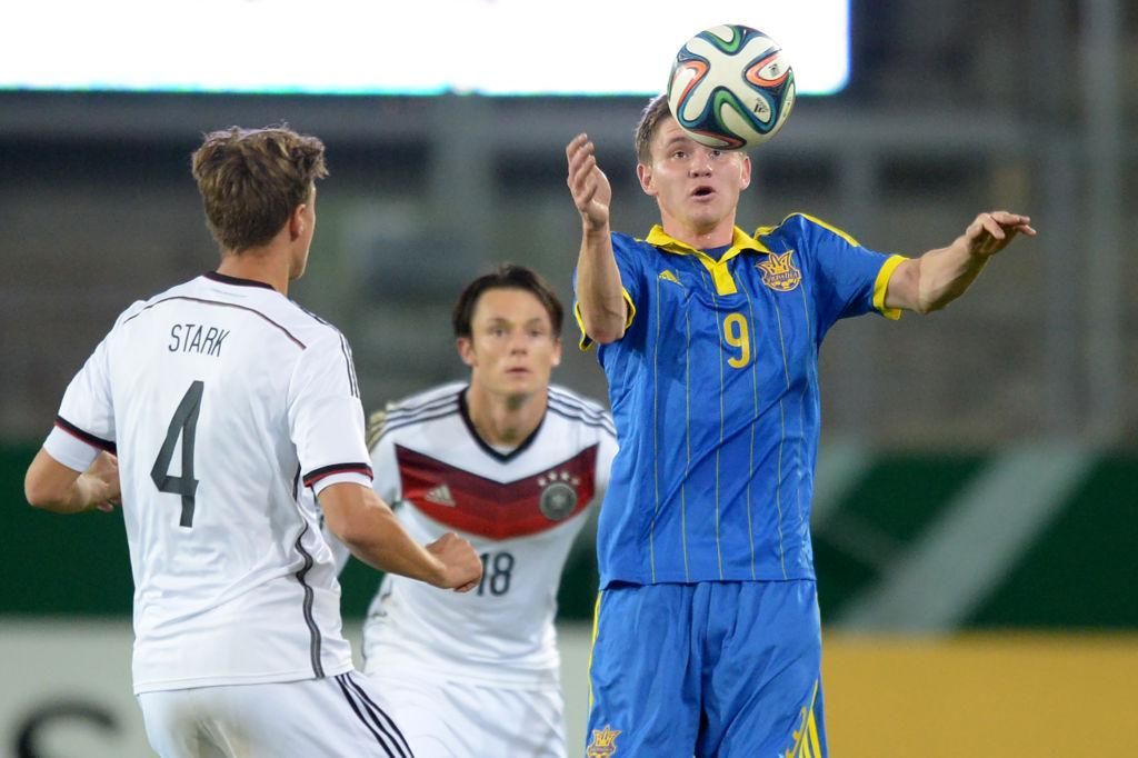 "Десна" отказалась от игрока "Динамо", отдав предпочтение легионерам "Десна" отказалась от игрока "Динамо", отдав предпочтение легионерам