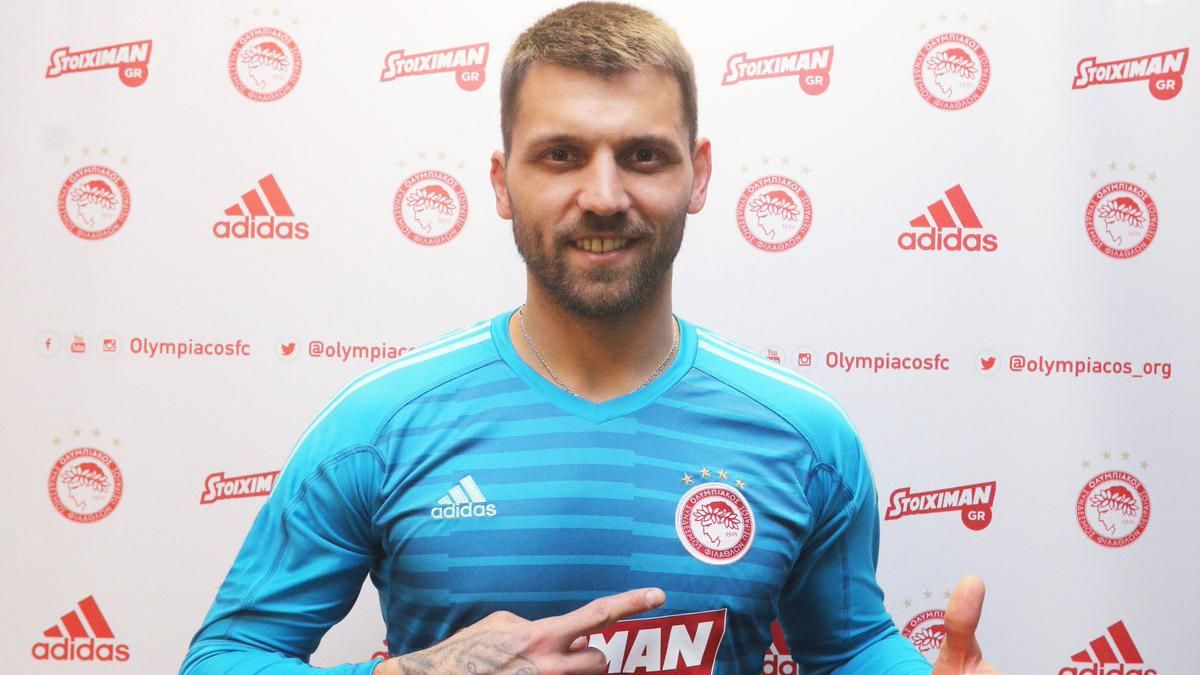 Соперник "Динамо" в Лиге Европы подписал российского вратаря