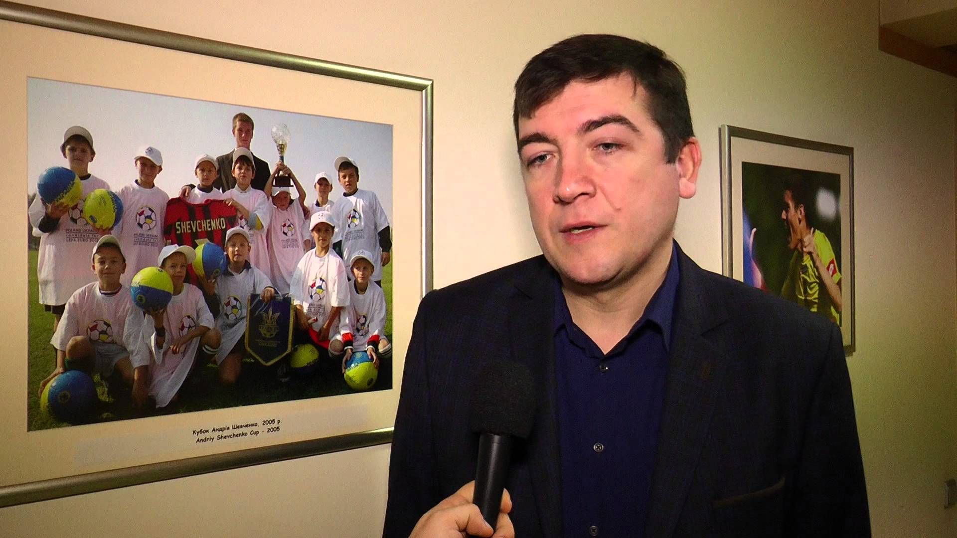 Вопрос о Ракицком в сборной будет решаться тренером, – член исполкома ФФУ Вопрос о Ракицком в сборной будет решаться тренером, – член исполкома ФФУ