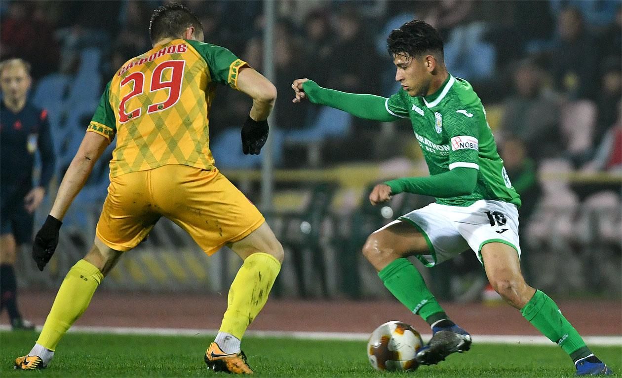 Игрок "Карпат" Карраскаль прибыл в Аргентину, чтобы подписать контракт с "Ривер Плейт" Игрок "Карпат" Карраскаль прибыл в Аргентину, чтобы подписать контракт с "Ривер Плейт"