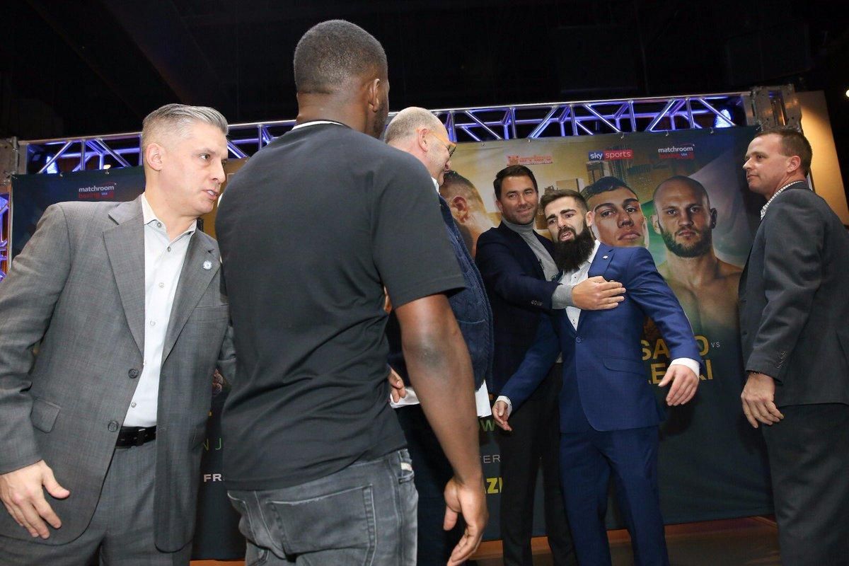 Перша зустріч двох боксерів ледь не переросла в грандіозну бійку: відео Перша зустріч двох боксерів ледь не переросла в грандіозну бійку: відео