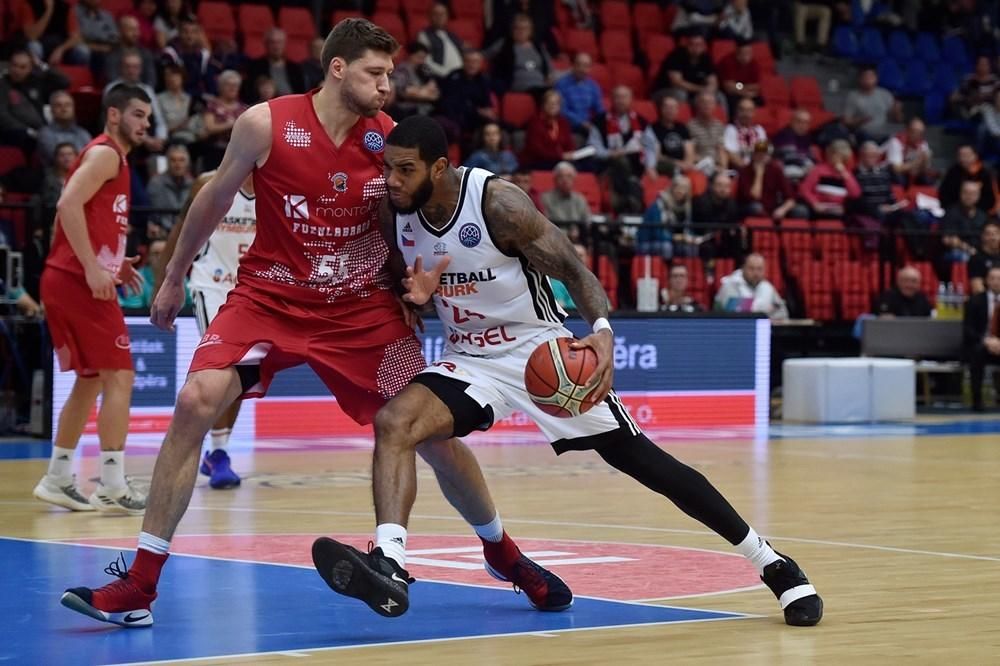 Українські баскетболісти невдало виступили у Лізі чемпіонів та Єврокубку: відео Українські баскетболісти невдало виступили у Лізі чемпіонів та Єврокубку: відео