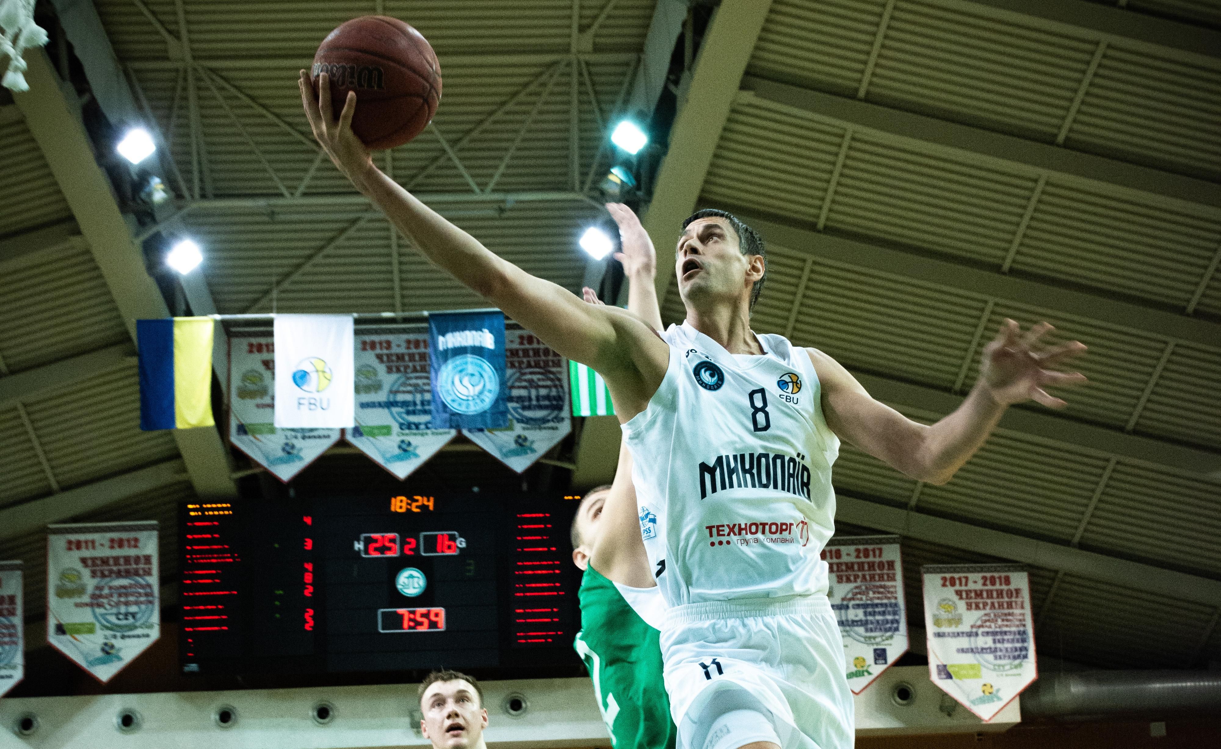 "Одесса" сенсационно нанесла поражение "Запорожью", "Химик" получил очередную победу "Одесса" сенсационно нанесла поражение "Запорожью", "Химик" получил очередную победу