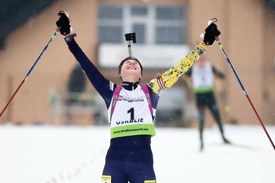 Юна українська біатлоністка прокоментувала подвійну перемогу на Чемпіонаті світу