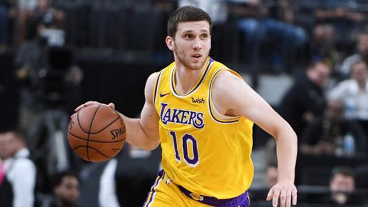"Лейкерс" може обміняти українця Михайлюка в інший клуб НБА