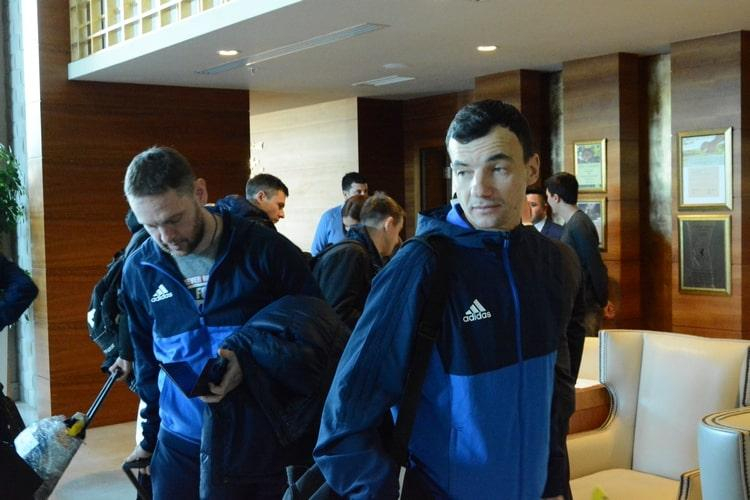 Украинские арбитры начали знакомство с системой VAR: фото