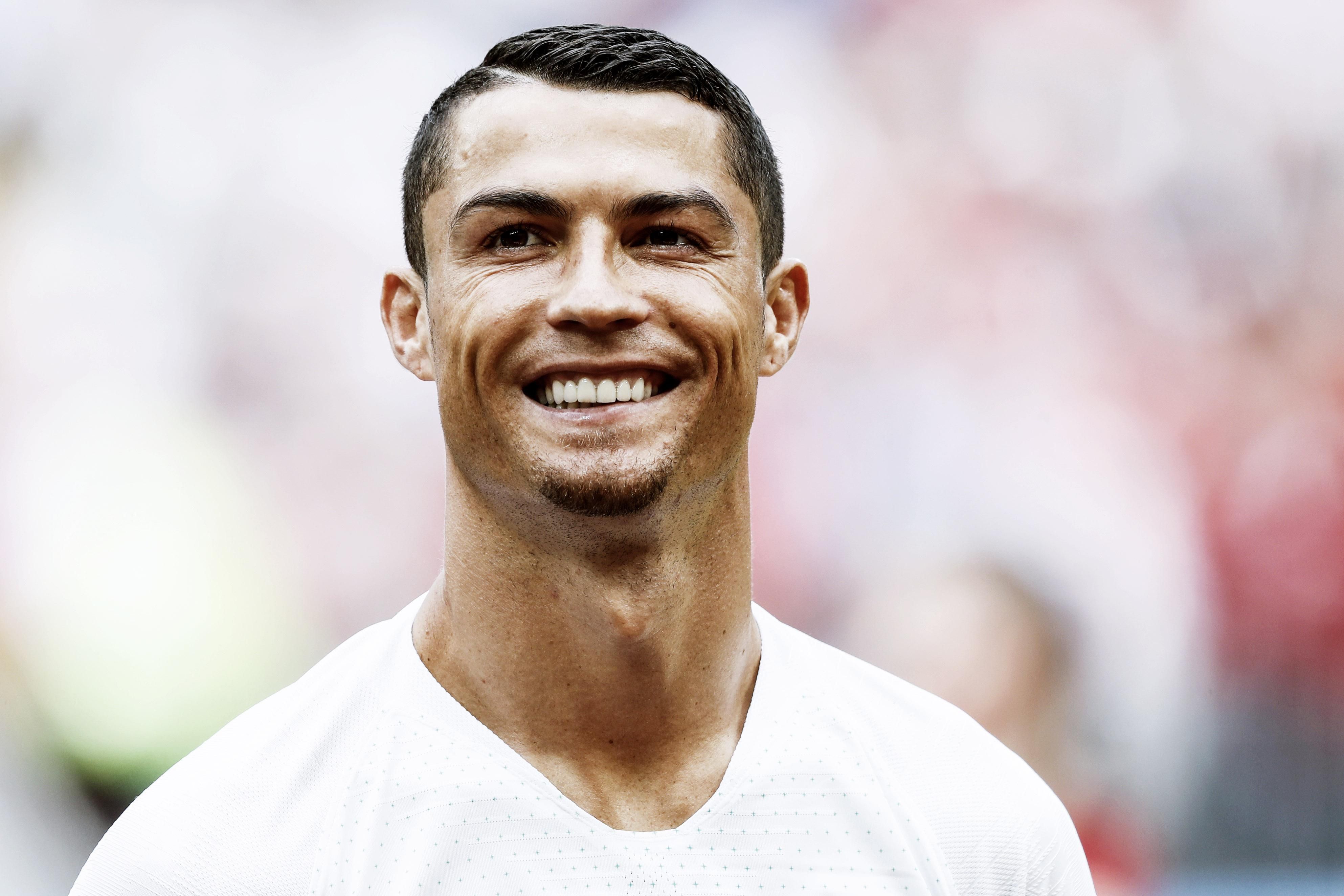 Кріштіану Роналду – 34: голи знаменитого форварда у ворота українських клубів Кріштіану Роналду – 34: голи знаменитого форварда у ворота українських клубів