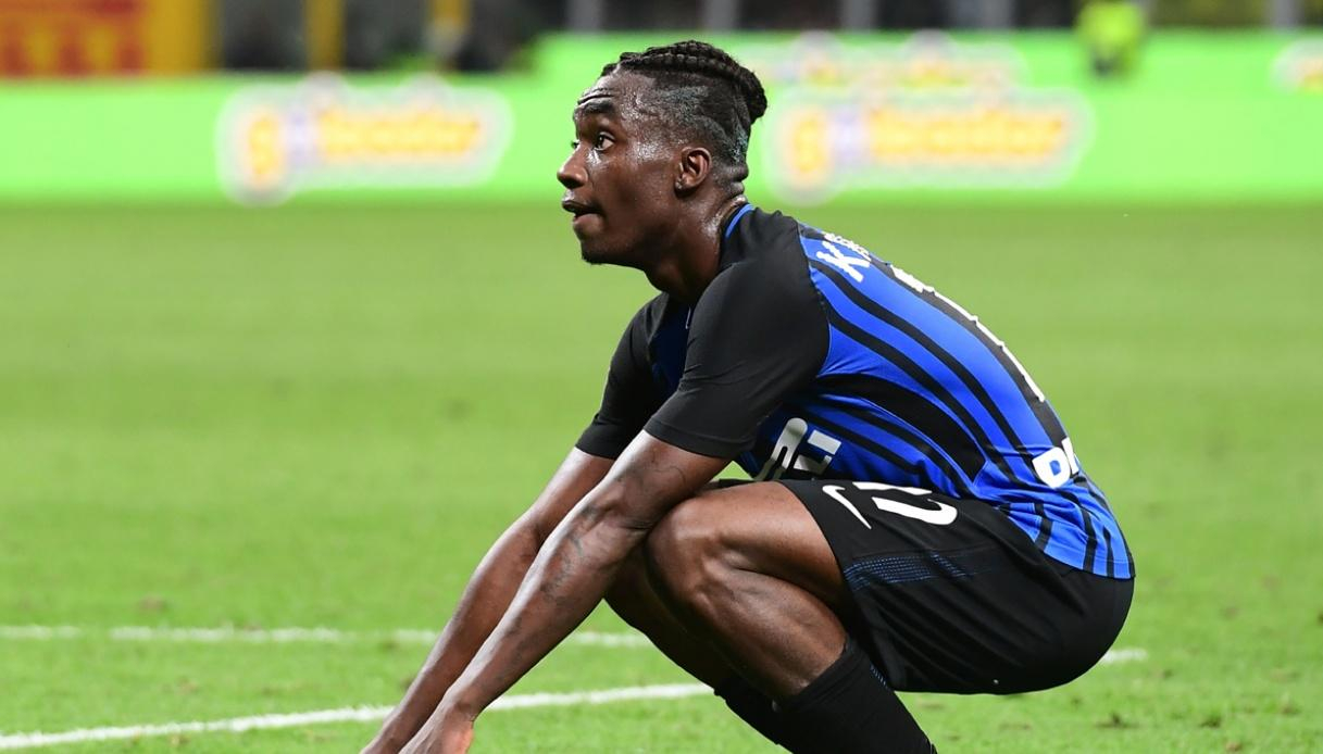 Футболист получил суровое наказание за шопинг, болельщики хотят, чтобы он покинул клуб