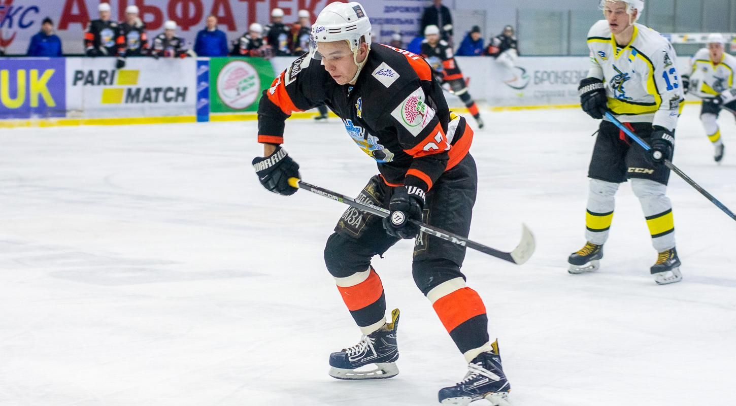 Топ-10 голов января Украинской хоккейной лиги: видео Топ-10 голов января Украинской хоккейной лиги: видео