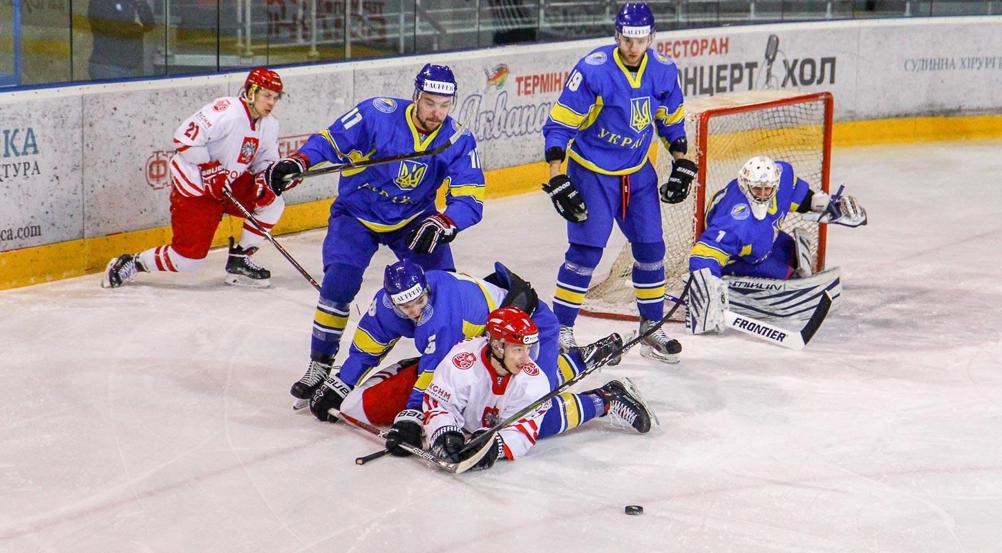 Сборная Украины по хоккею уступила Польше под руководством нового тренера