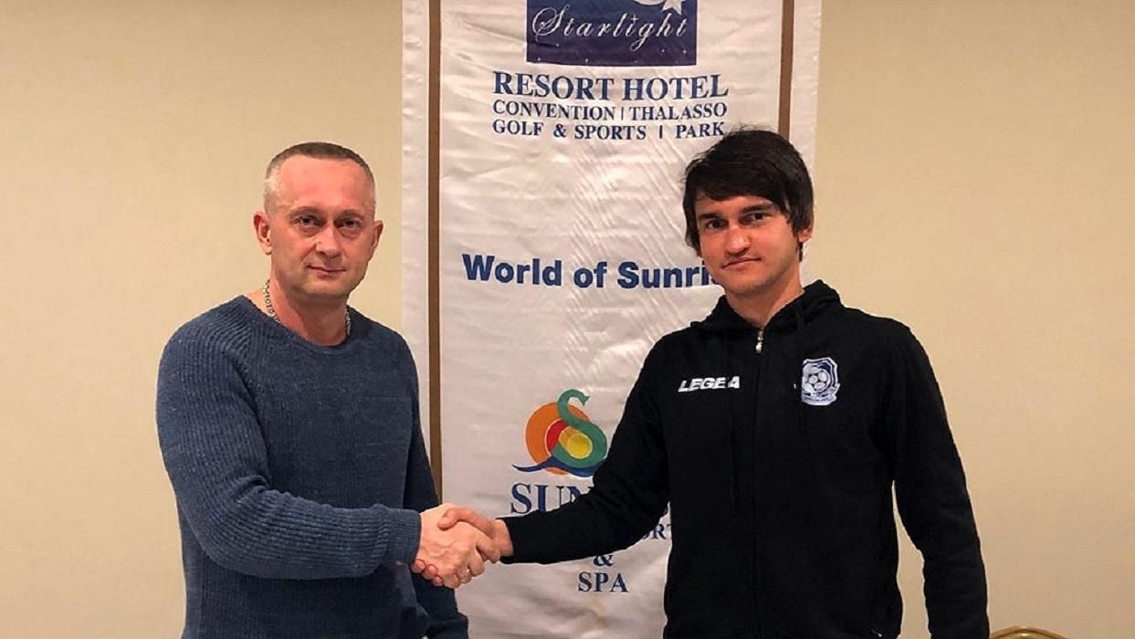 "Чорноморець" офіційно посилився екс-гравцями "Динамо" та "Шахтаря" "Чорноморець" офіційно посилився екс-гравцями "Динамо" та "Шахтаря"