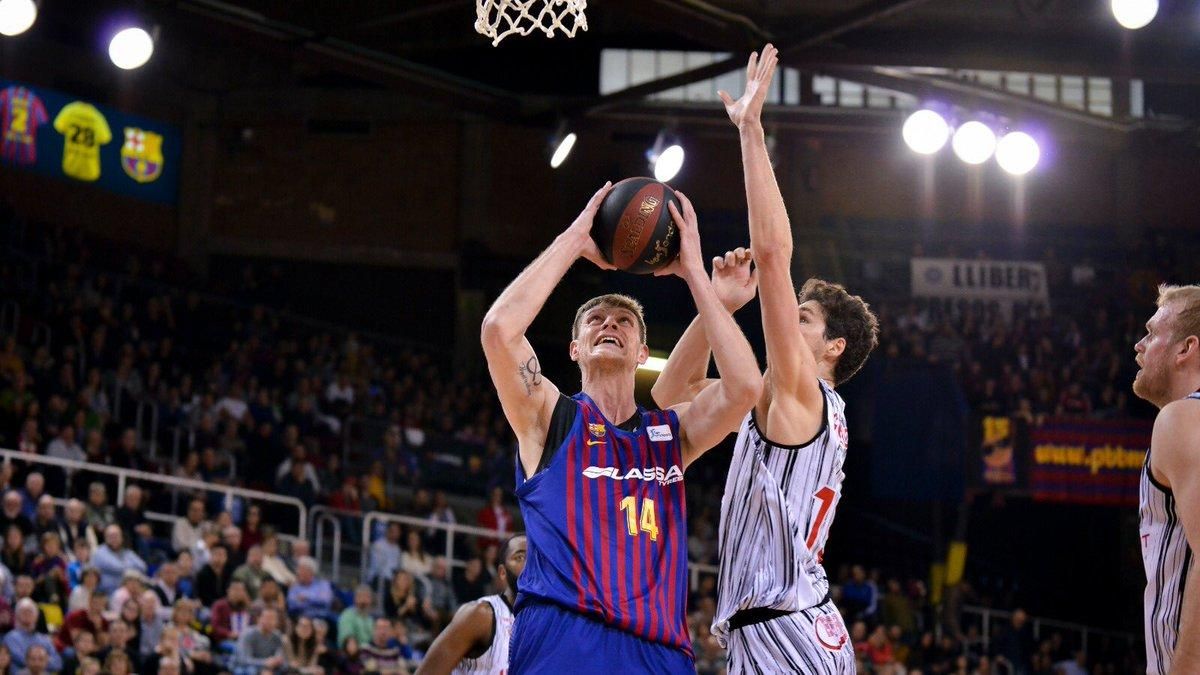 Баскетболісти збірної України влаштували ефектні розбірки в Іспанії: відео Баскетболісти збірної України влаштували ефектні розбірки в Іспанії: відео