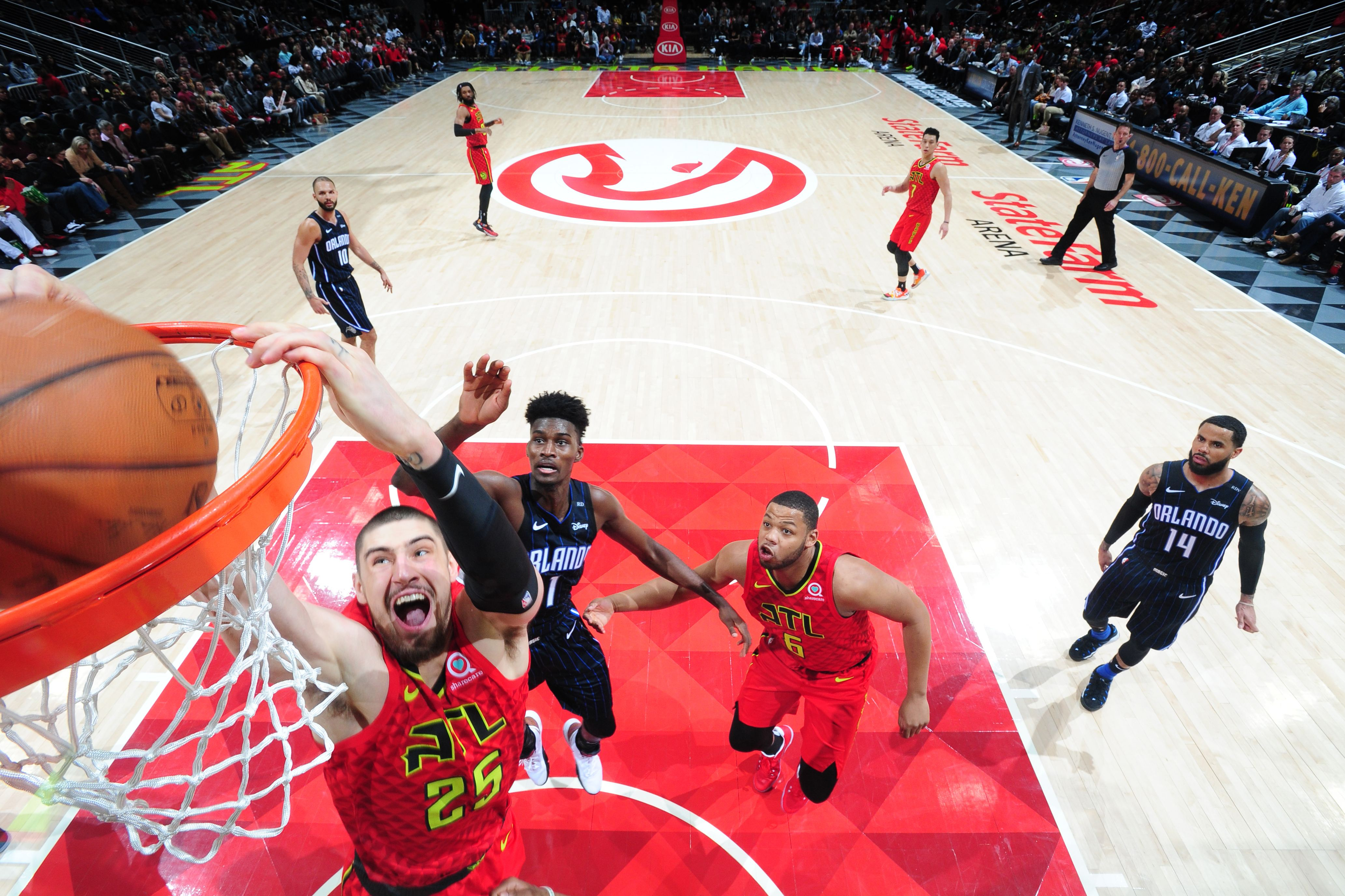 "Атланта" Леня третий раз подряд проиграла, украинец лучший в своей команде: видео