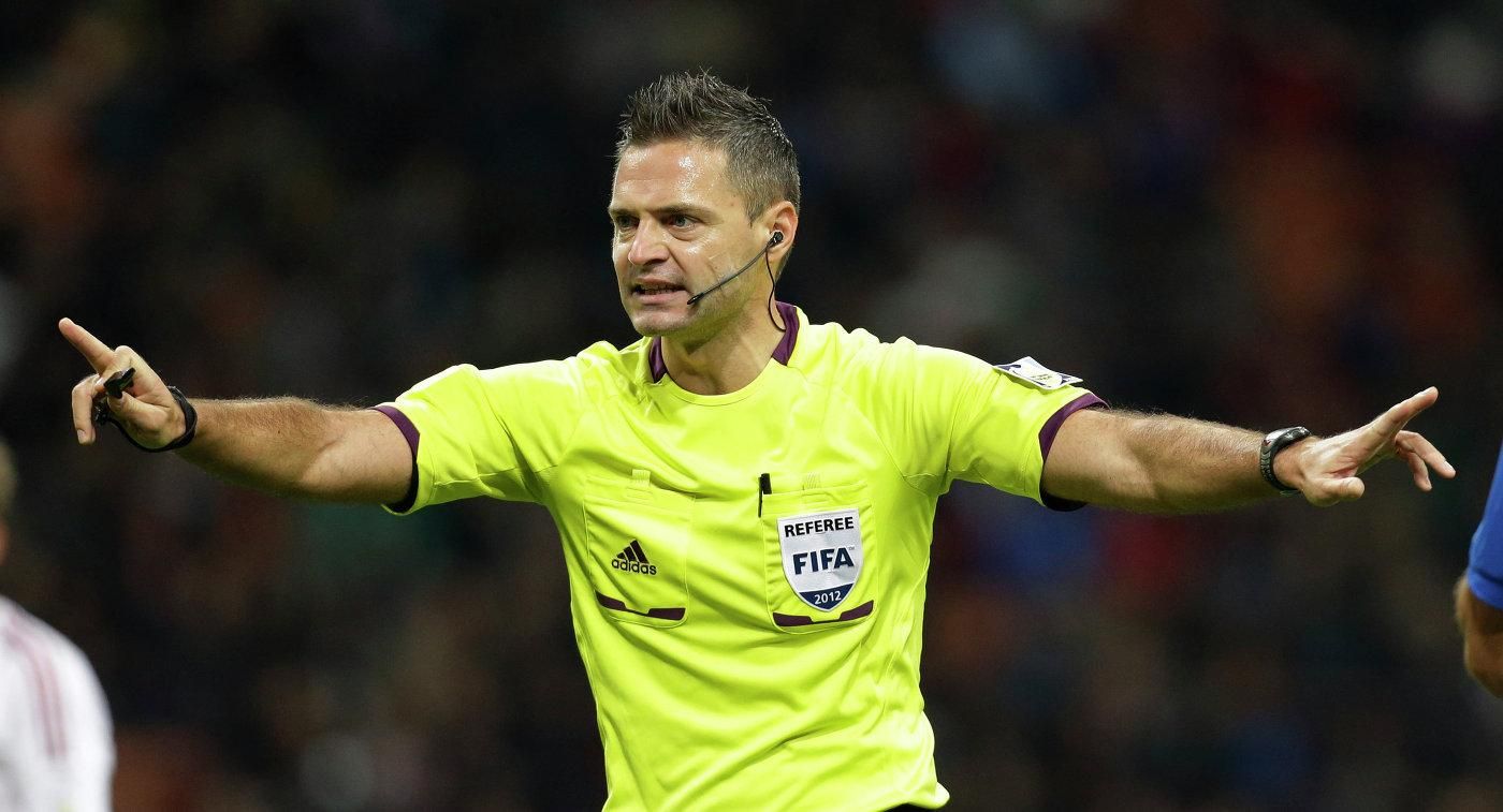 УЕФА неожиданно заменил главного арбитра матча "Аякс" – "Реал" УЕФА неожиданно заменил главного арбитра матча "Аякс" – "Реал"