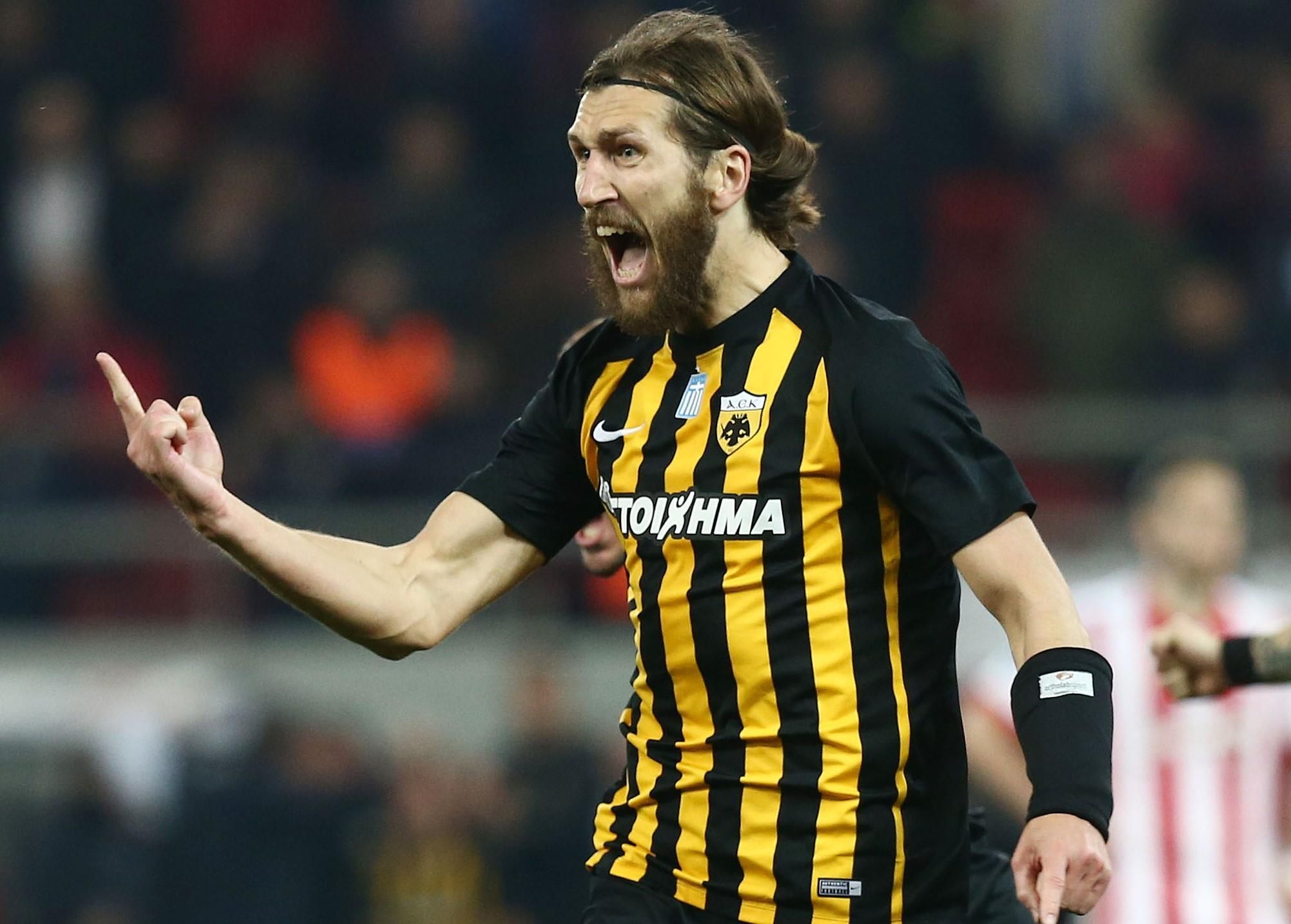 Украинский защитник попал в символическую сборную сезона чемпионата Греции Украинский защитник попал в символическую сборную сезона чемпионата Греции