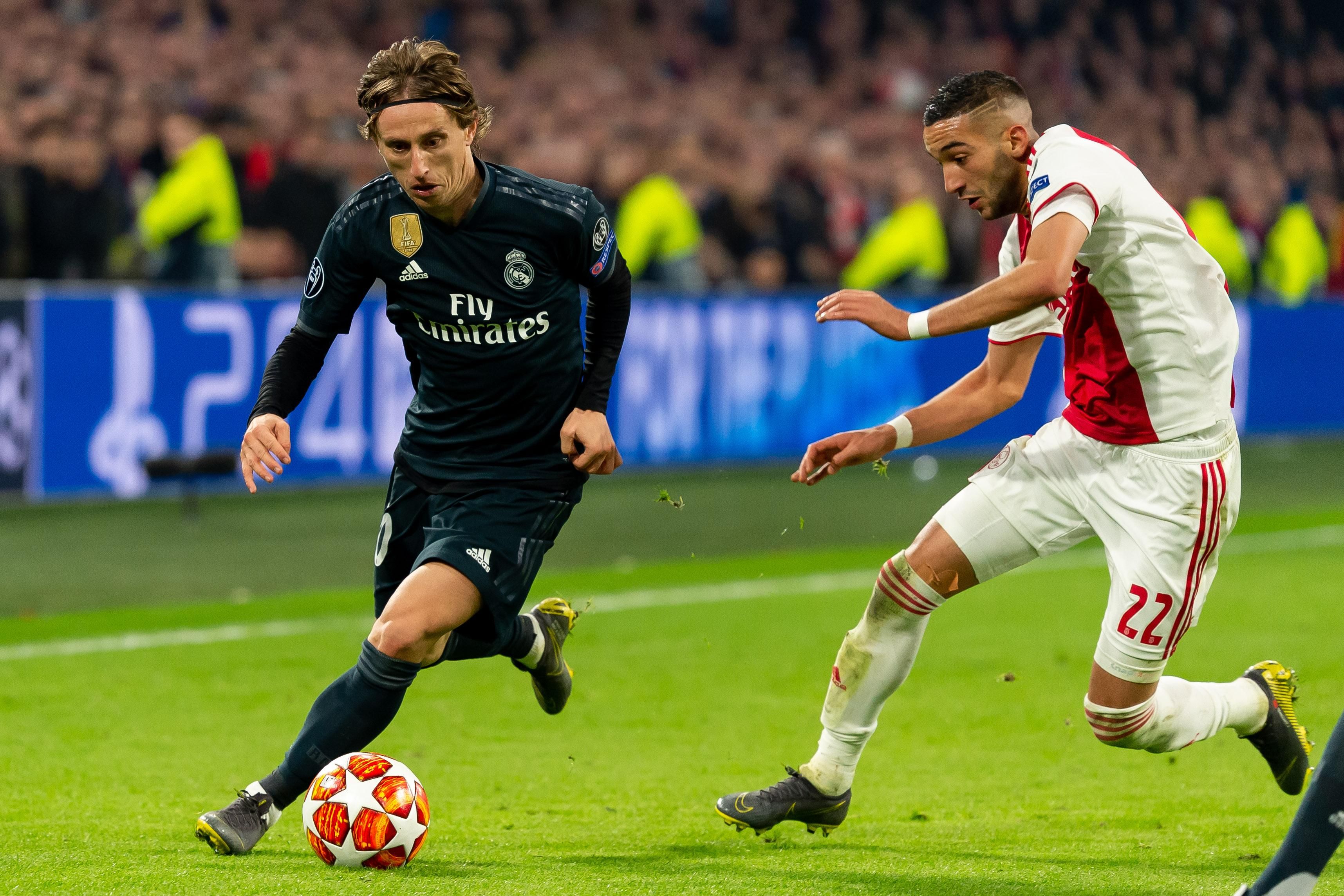 В УЕФА объяснили отмену гола "Аякса" в матче Лиги чемпионов против "Реала" В УЕФА объяснили отмену гола "Аякса" в матче Лиги чемпионов против "Реала"