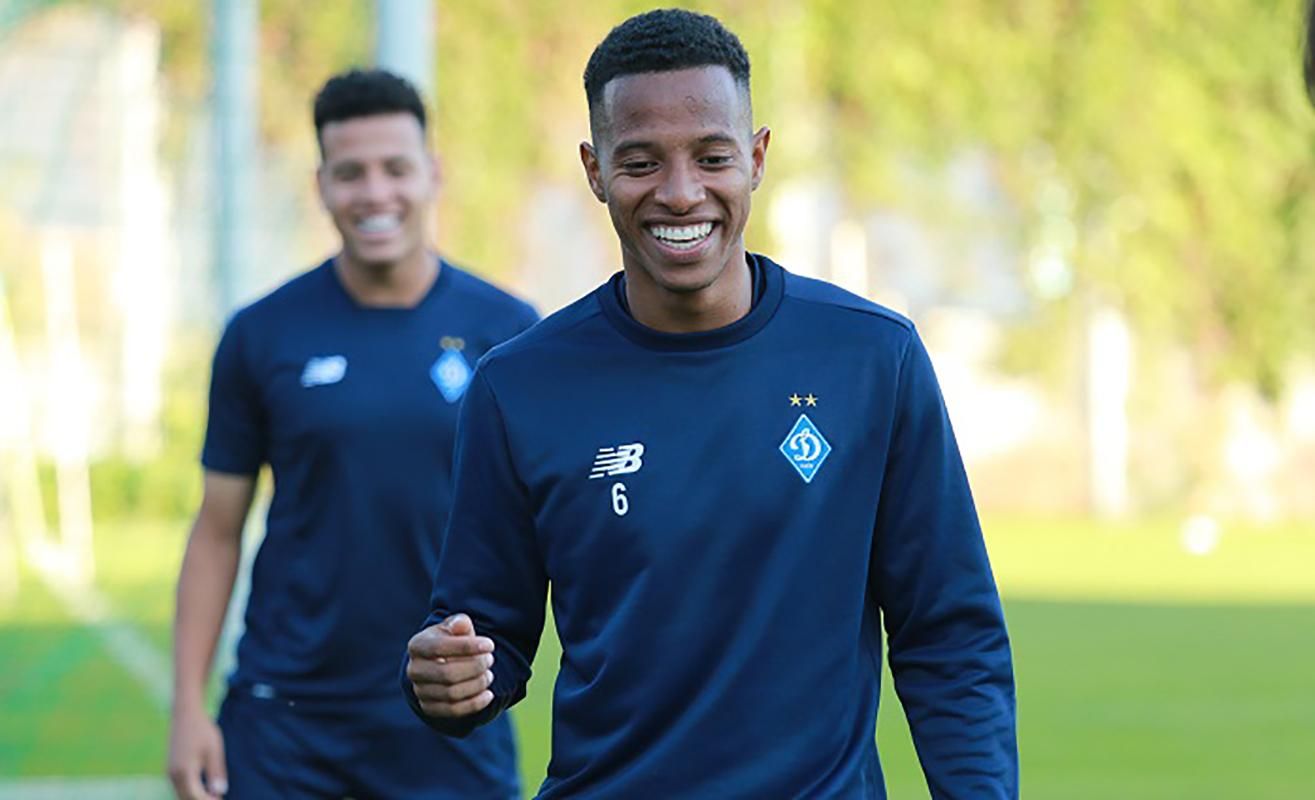 Легионер "Динамо" может покинуть клуб, не сыграв и сезона за команду Легионер "Динамо" может покинуть клуб, не сыграв и сезона за команду