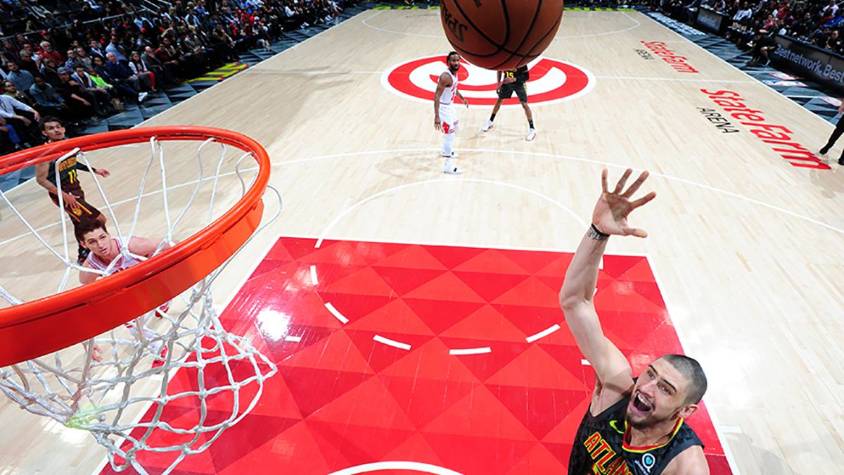 Лень оформил дабл-дабл в невероятном матче за "Атланту": видео