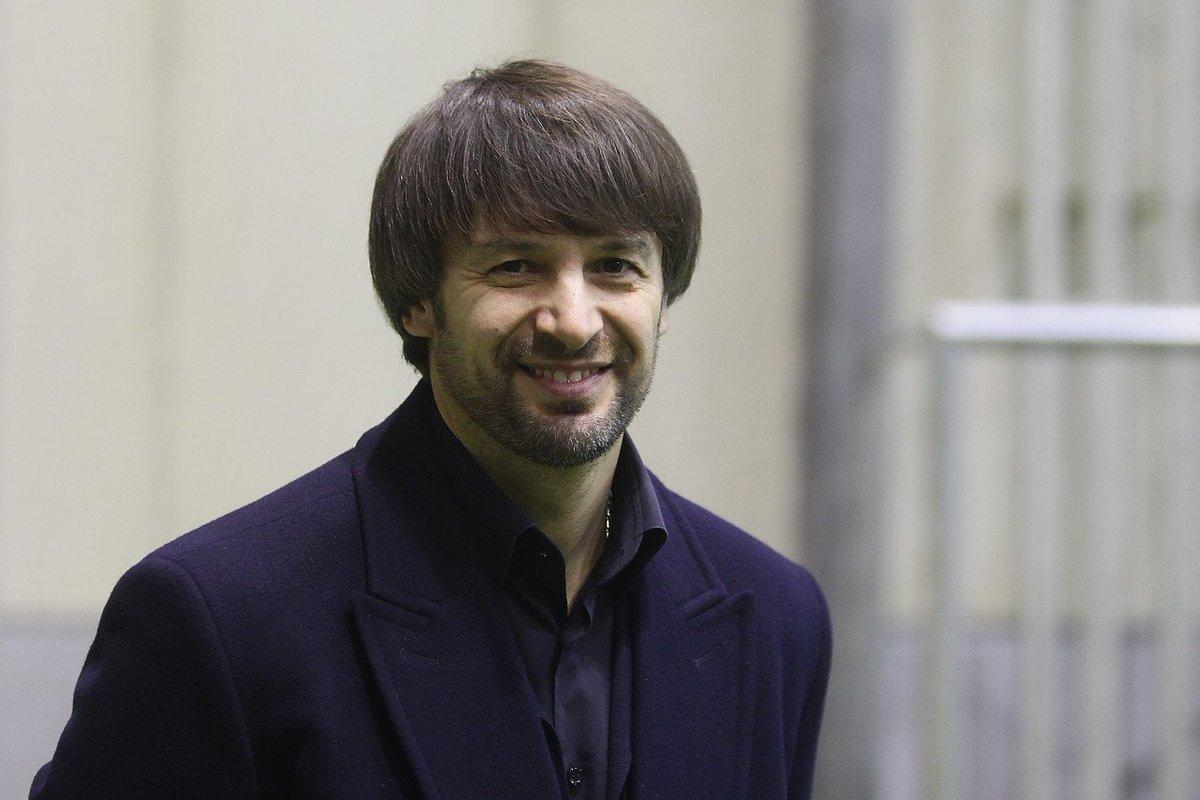 Легендарный Шовковский отдыхает с сигарой и пивом: фото