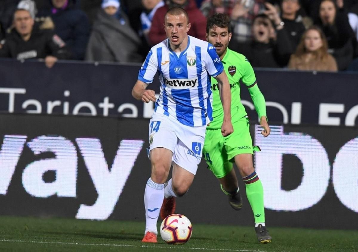 Украинец Кравец помог "Леганесу" победить в чемпионате Испании: видео Украинец Кравец помог "Леганесу" победить в чемпионате Испании: видео