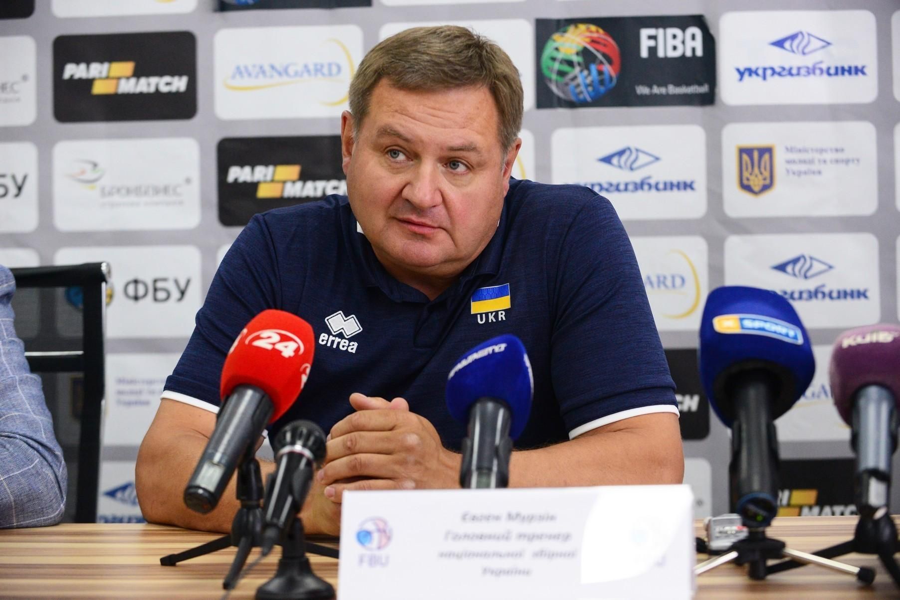 Тренер сборной Украины покинет свой пост, команду возглавит иностранец