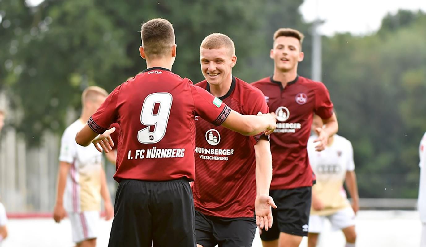 Украинским футболистом интересуется "Бавария", – тренер сборной Украины Украинским футболистом интересуется "Бавария", – тренер сборной Украины