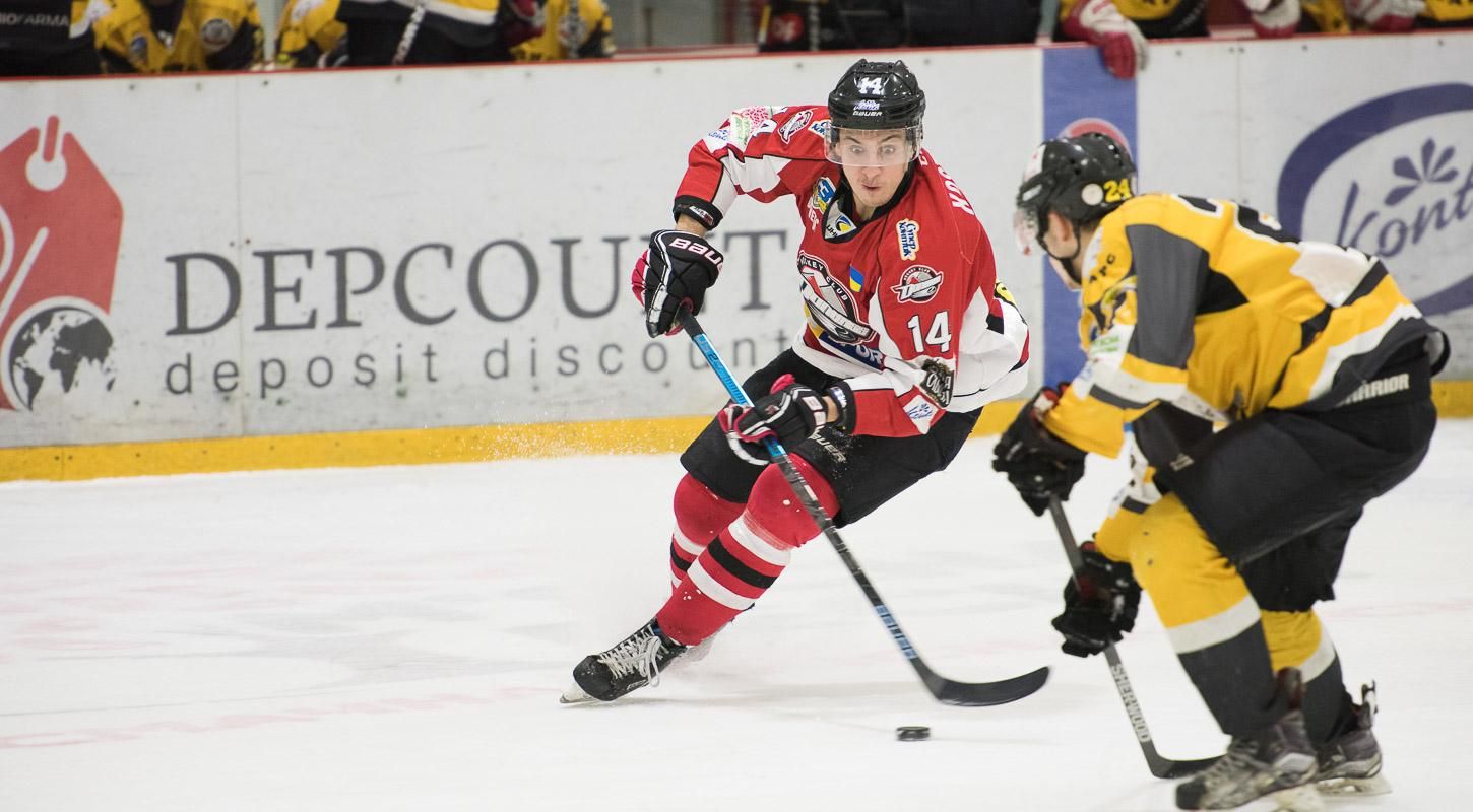 "Донбас" у напруженому матчі обігрує "Білий Барс" у півфіналі плей-офф УХЛ "Донбас" у напруженому матчі обігрує "Білий Барс" у півфіналі плей-офф УХЛ