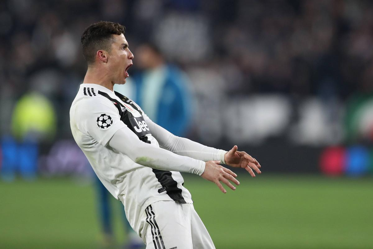 УЕФА вынес наказание Роналду за неприличный жест в матче Лиги чемпионов
