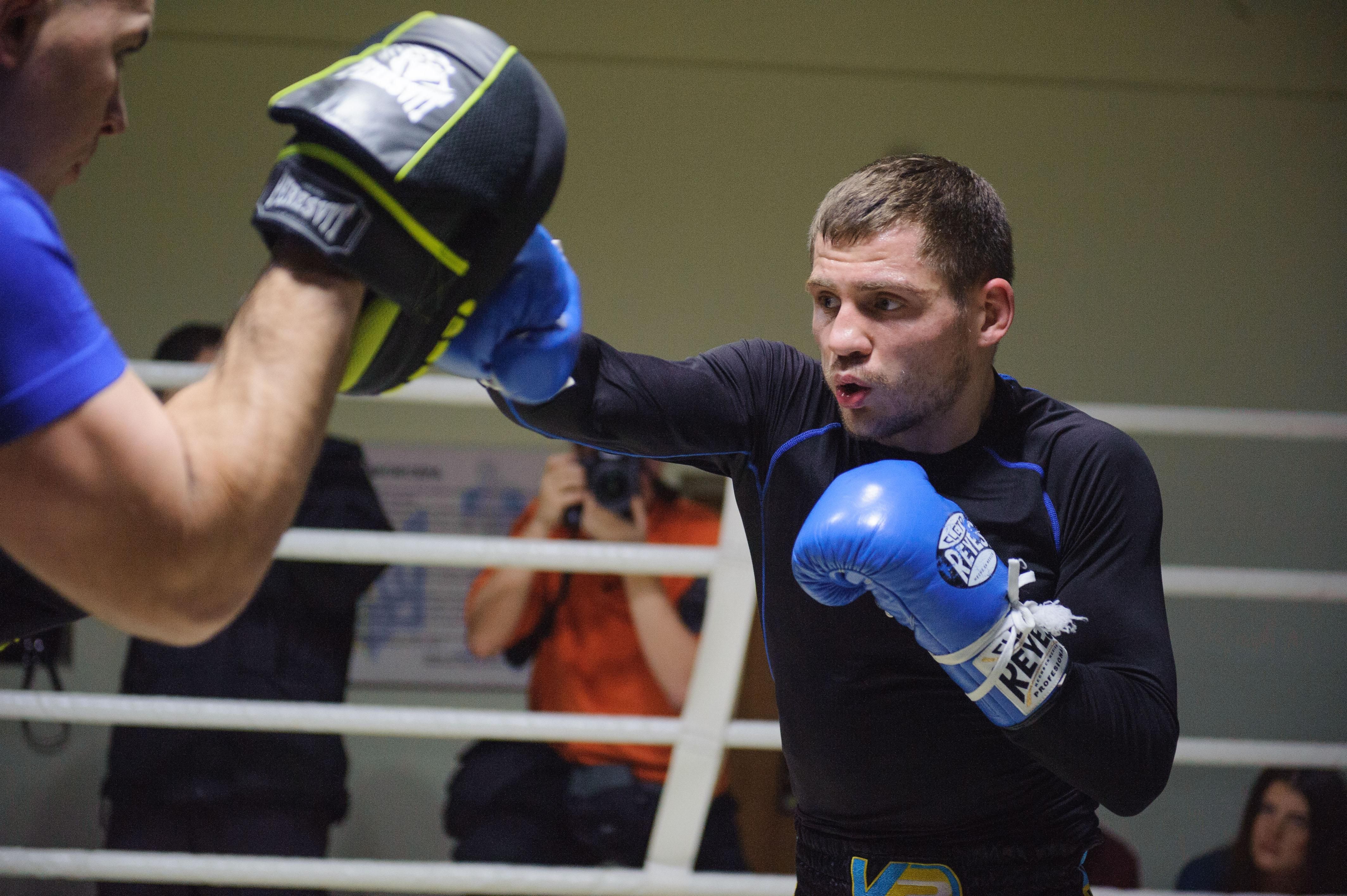 Непереможний Берінчик дізнався ім'я суперника на титульний бій Непереможний Берінчик дізнався ім'я суперника на титульний бій