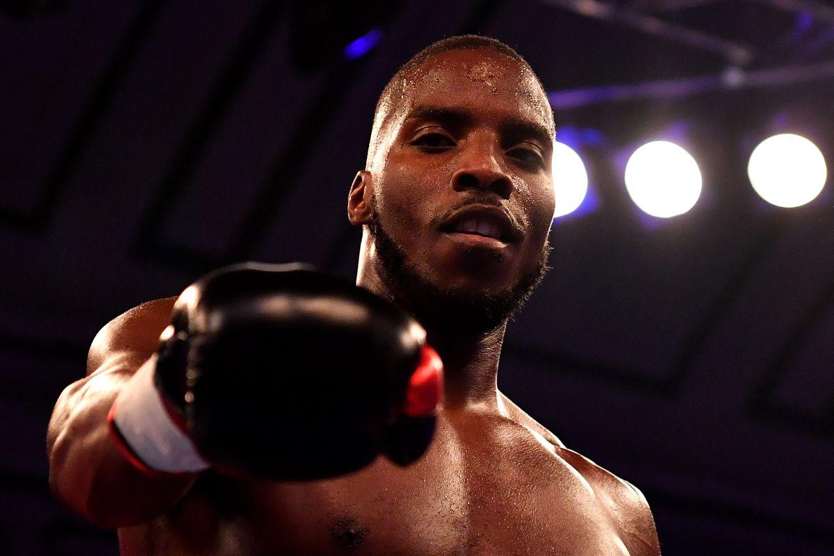 Русский Лебедев и британец Околи могут сражаться за пояс чемпиона, который принадлежит Усику