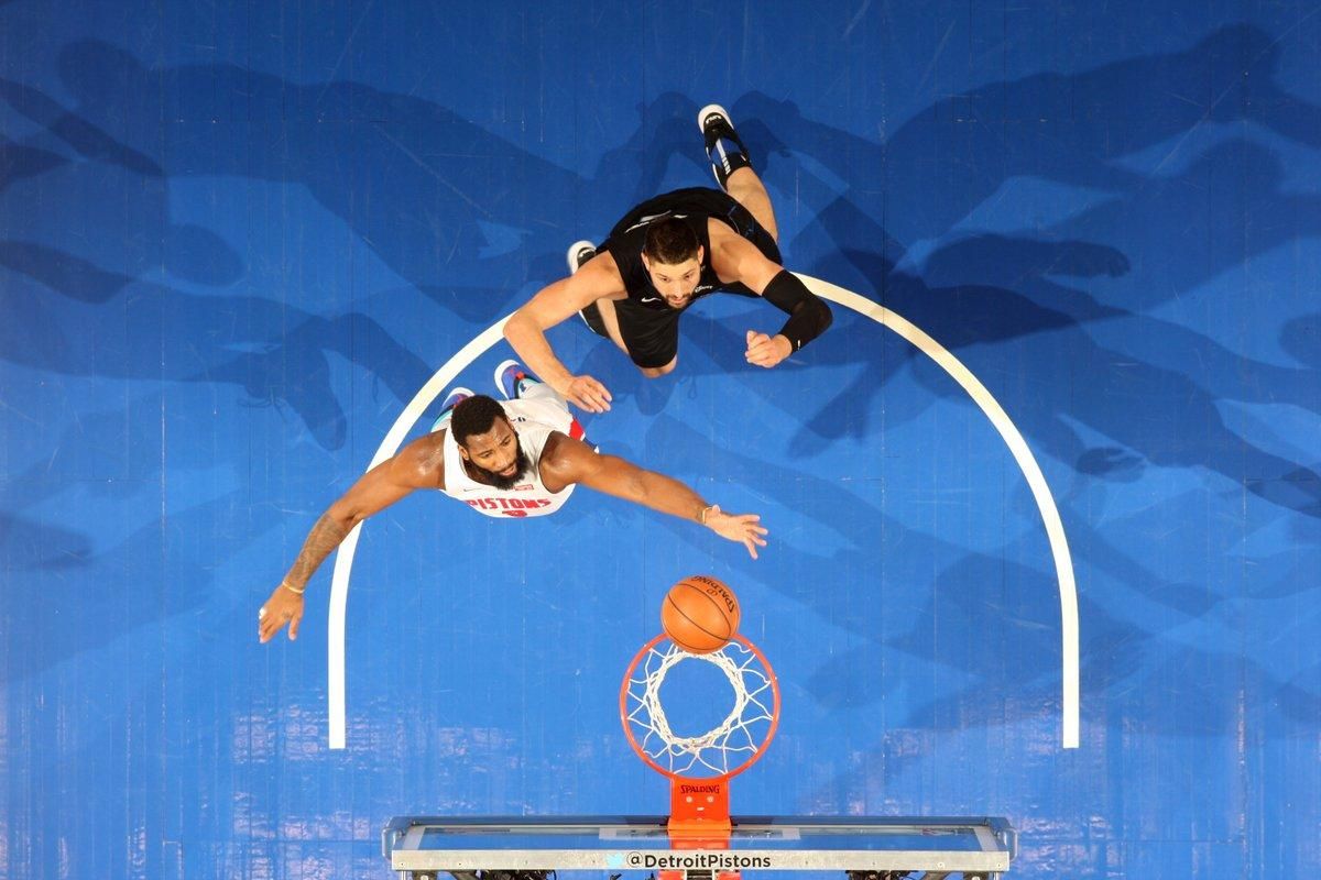 "Детройт" Михайлюка розчавив "Орландо", українець знову не зіграв: відео "Детройт" Михайлюка розчавив "Орландо", українець знову не зіграв: відео