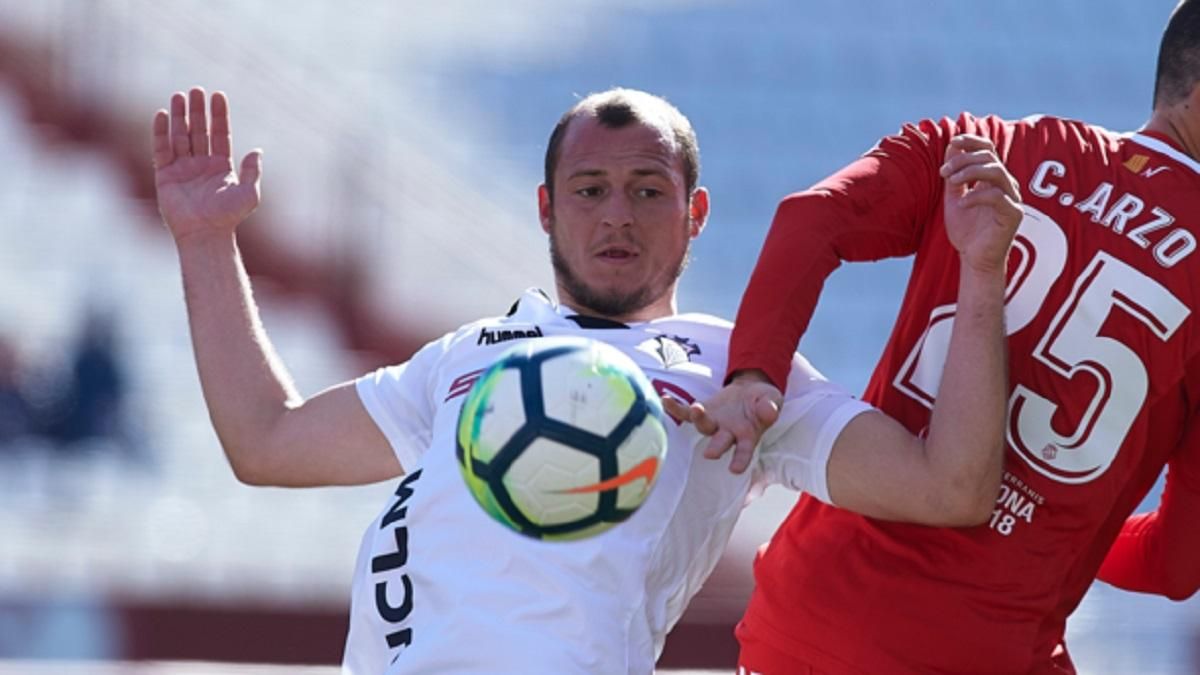 В Испании удивлены, почему Шевченко не вызывает Зозулю в сборную Украины В Испании удивлены, почему Шевченко не вызывает Зозулю в сборную Украины