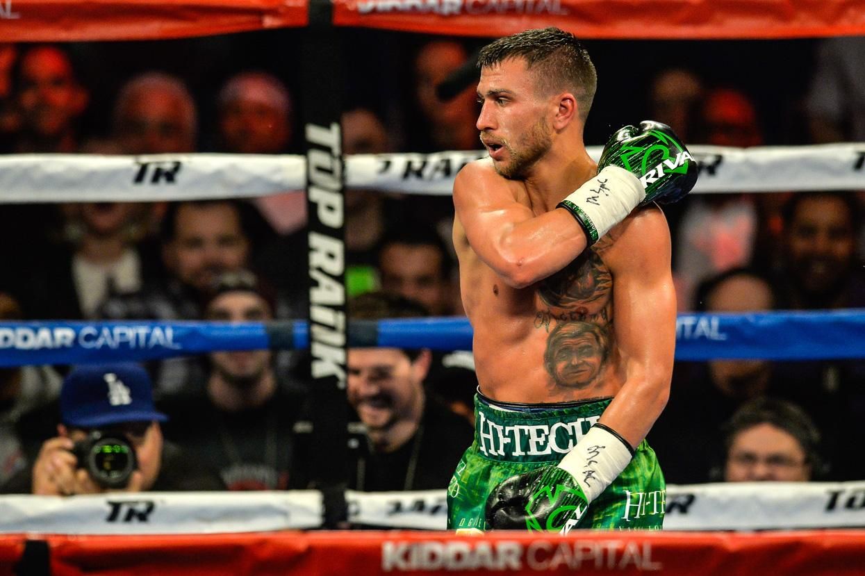 Ломаченко завершив підготовку перед боєм з Кроллою: ефектне відео Ломаченко завершив підготовку перед боєм з Кроллою: ефектне відео