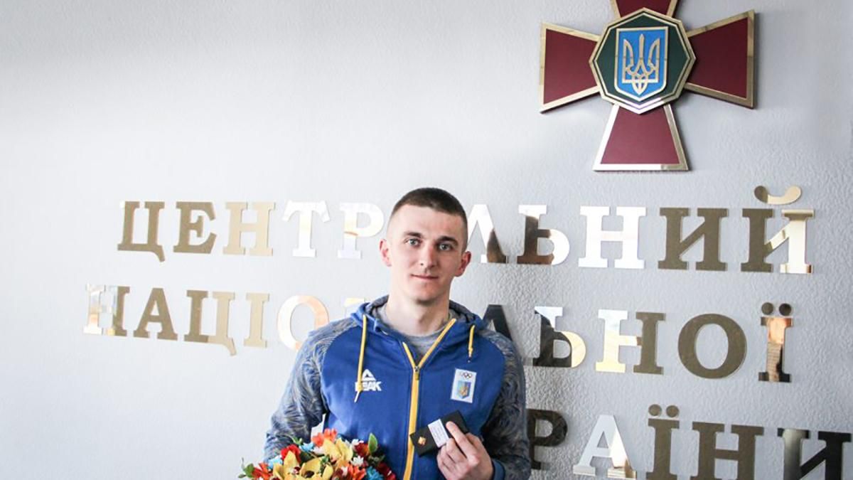 Чемпион мира по биатлону Дмитрий Пидручный стал офицером Национальной гвардии Украины