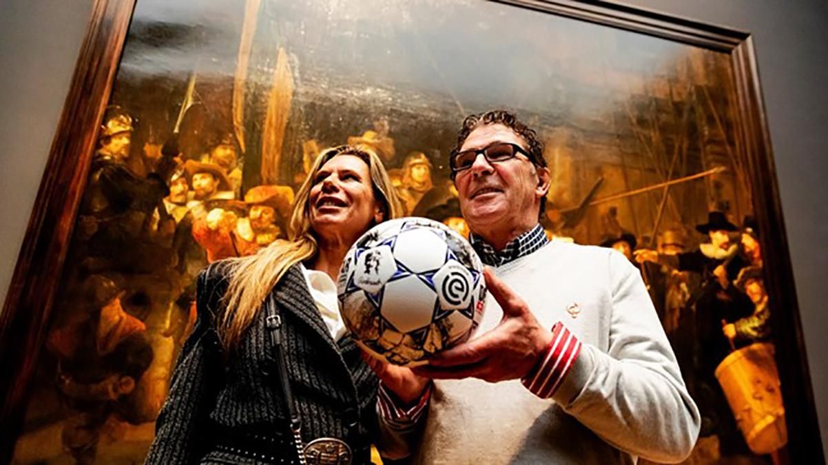 У чемпіонаті Нідерландів гратимуть м’ячем з сюжетами картин Рембрандта: відео