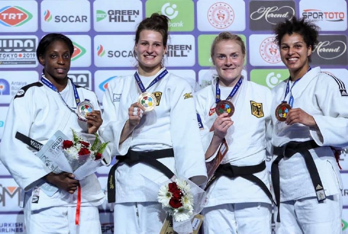 Украинки завоевали две медали на Гран-при по дзюдо в Турции: видео