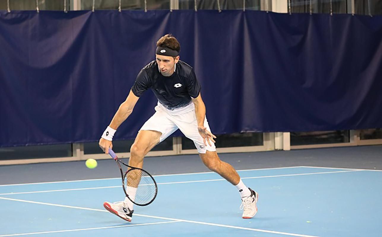 Украинец Стаховский благодаря эффектным ударам пробился в 1/8 финала престижного турнира: видео Украинец Стаховский благодаря эффектным ударам пробился в 1/8 финала престижного турнира: видео